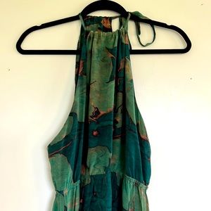 Stone Cold Fox Lily Halter